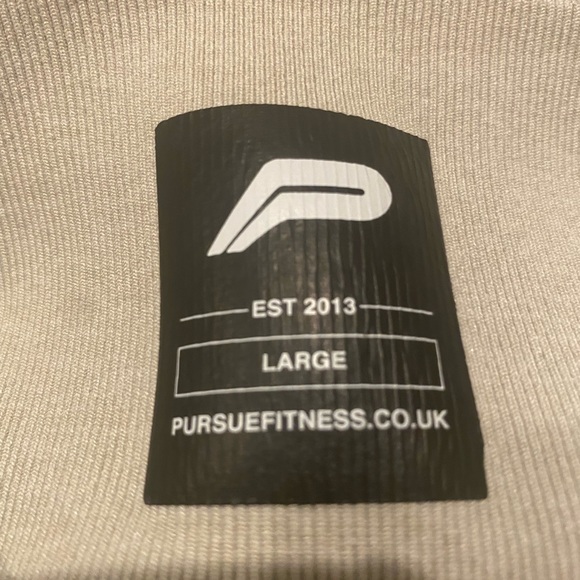 Pursue Fitness Sustainable Seamless Leggings
Cloud Grey size Large - Picture 13 of 15